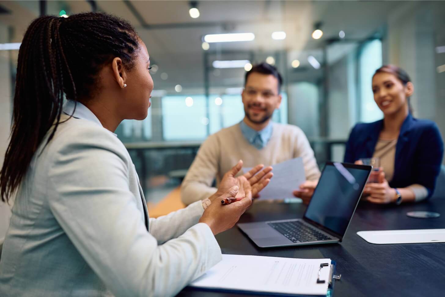 Role of Fiduciaries in Retirement Plans. Fiduciary is giving advice to people.
